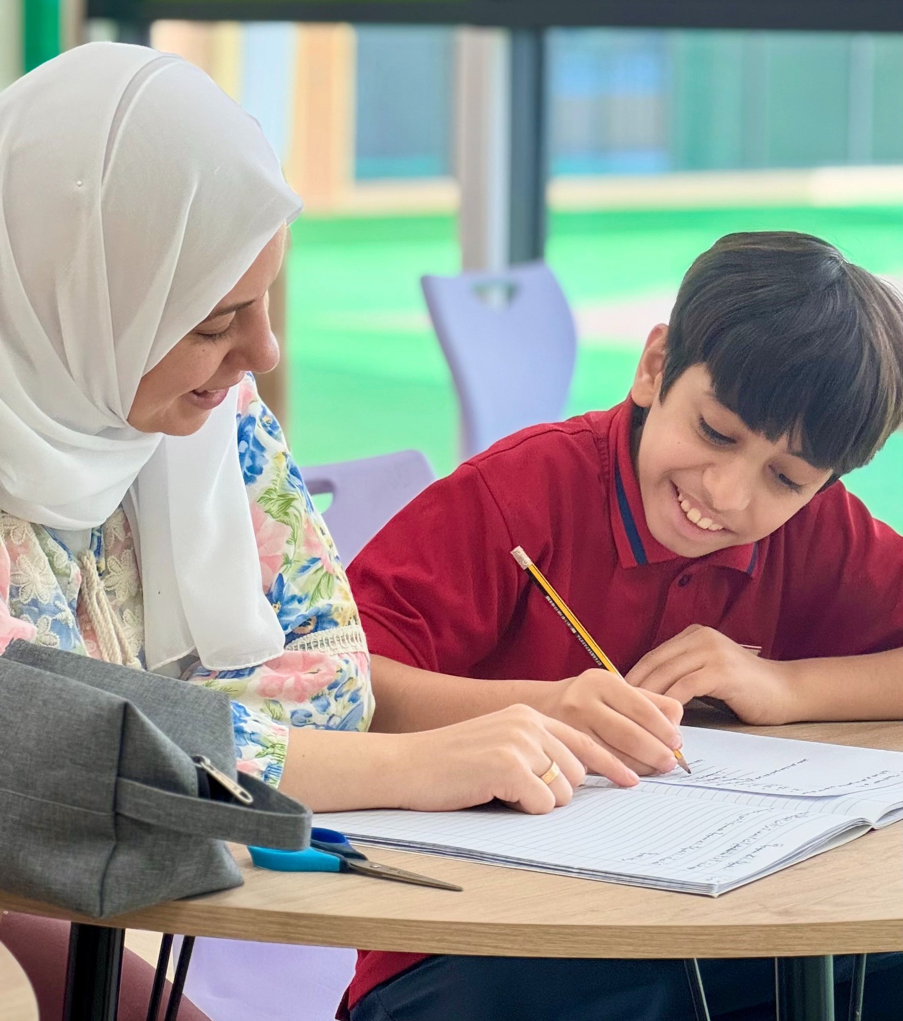 Facetune_13-10-2025-12-51-55