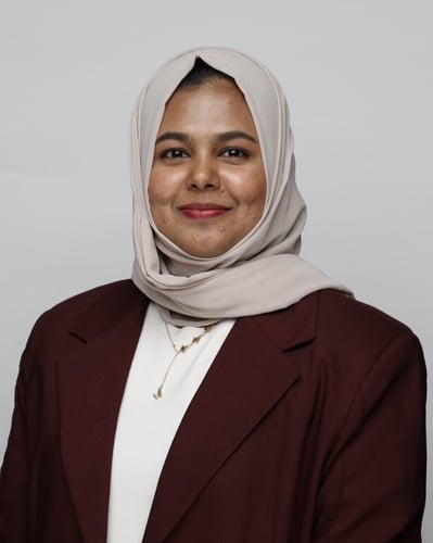 Faiza M.A (Medium)
