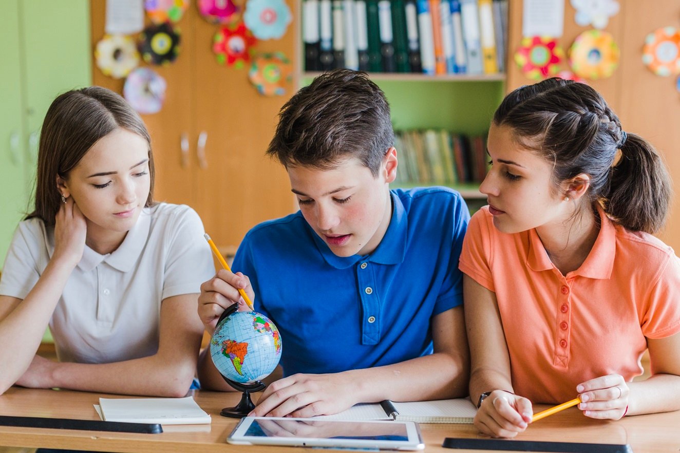 school-partners-learning-with-world-globe